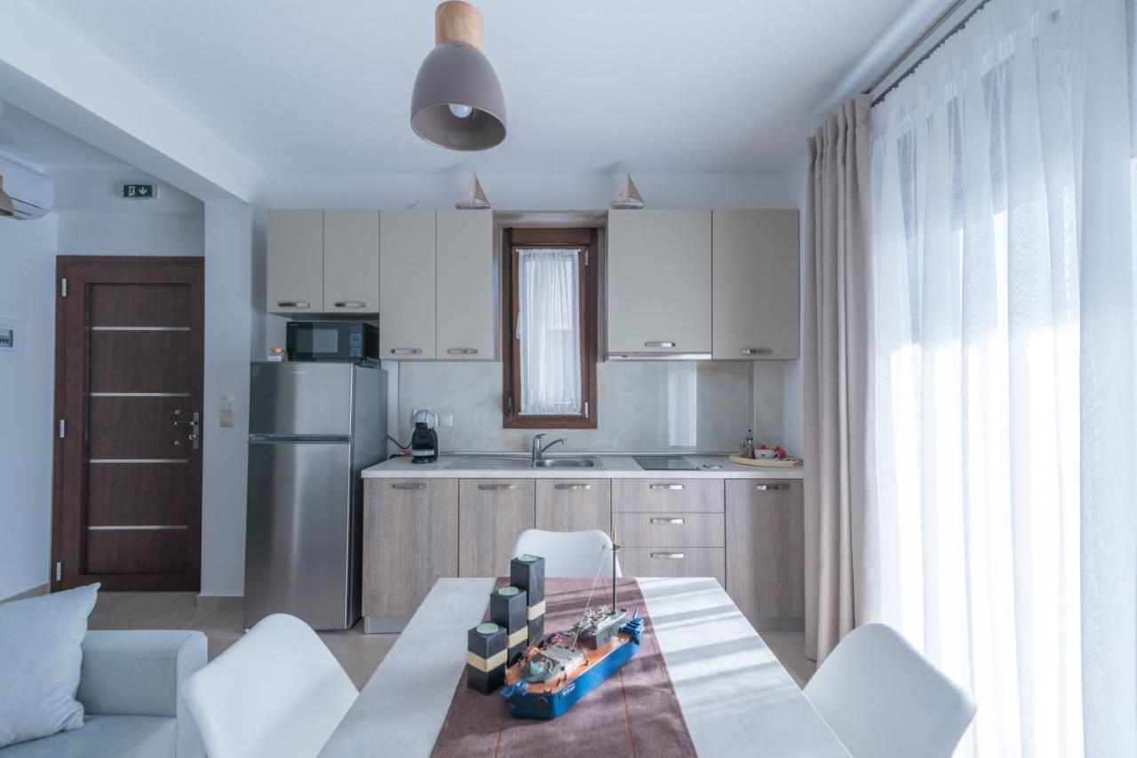 Kalli'S Apartments Nikíti Kültér fotó