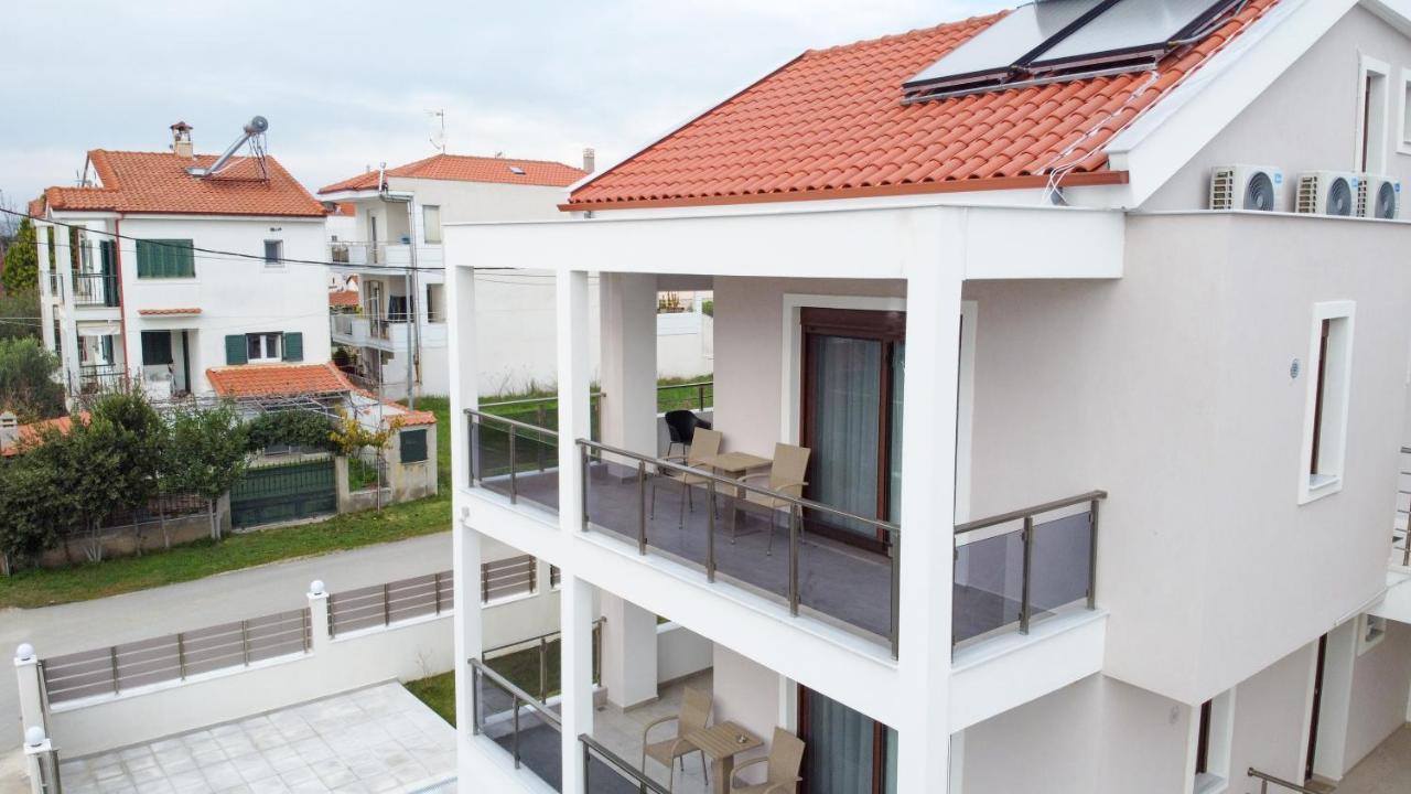 Kalli'S Apartments Nikíti Kültér fotó
